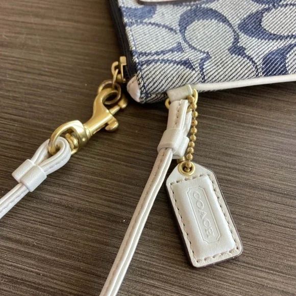 Coach Blue and White Wristlet - Picture 3 of 6
